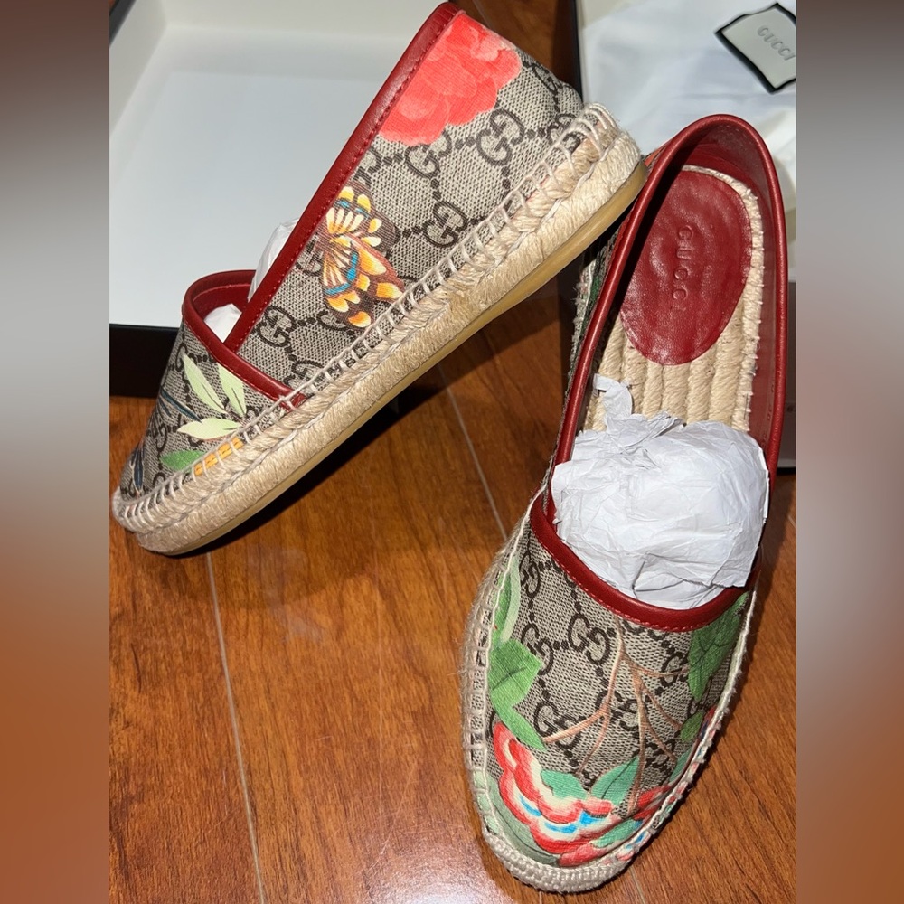 Gucci Red and Green Espadrilles